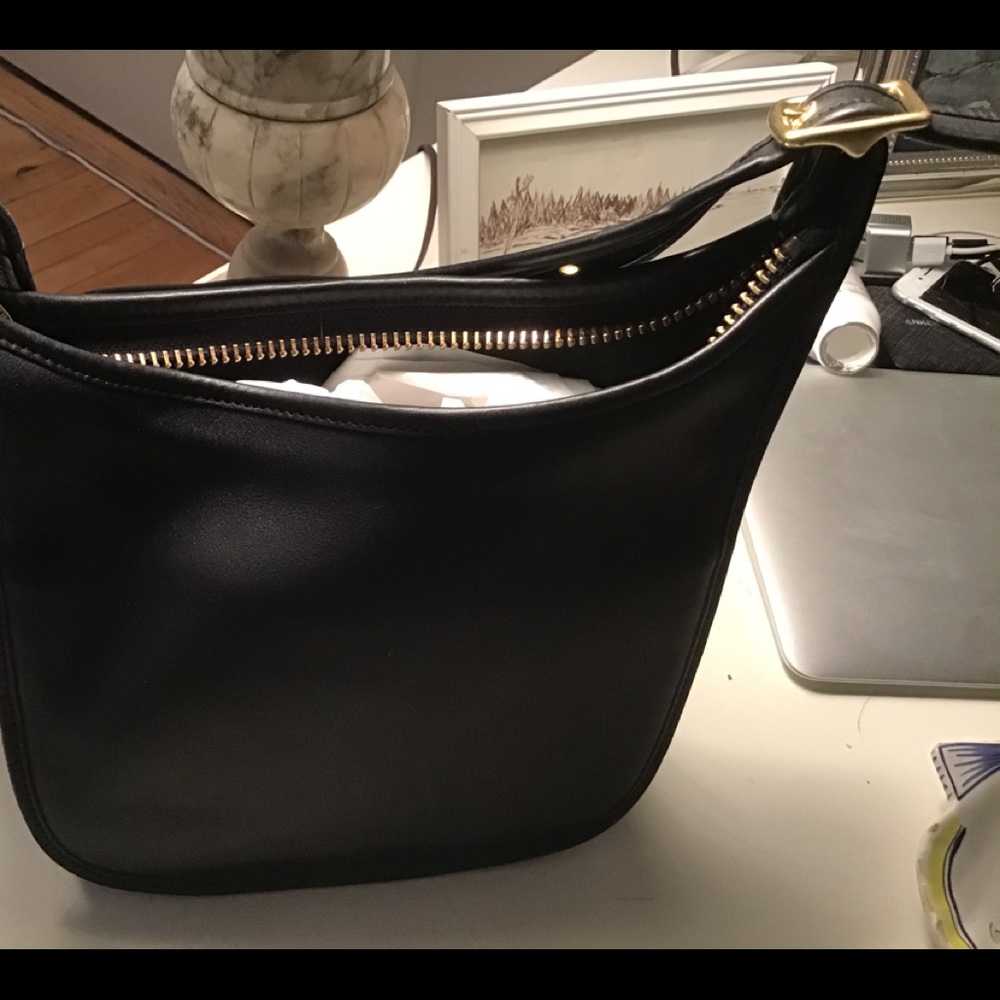 COACH 9950 Janice's Legacy Black Leather Crossbody